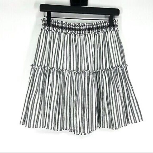 Kate Spade | Broome Street Gray Striped Mini Skirt - Picture 1 of 8